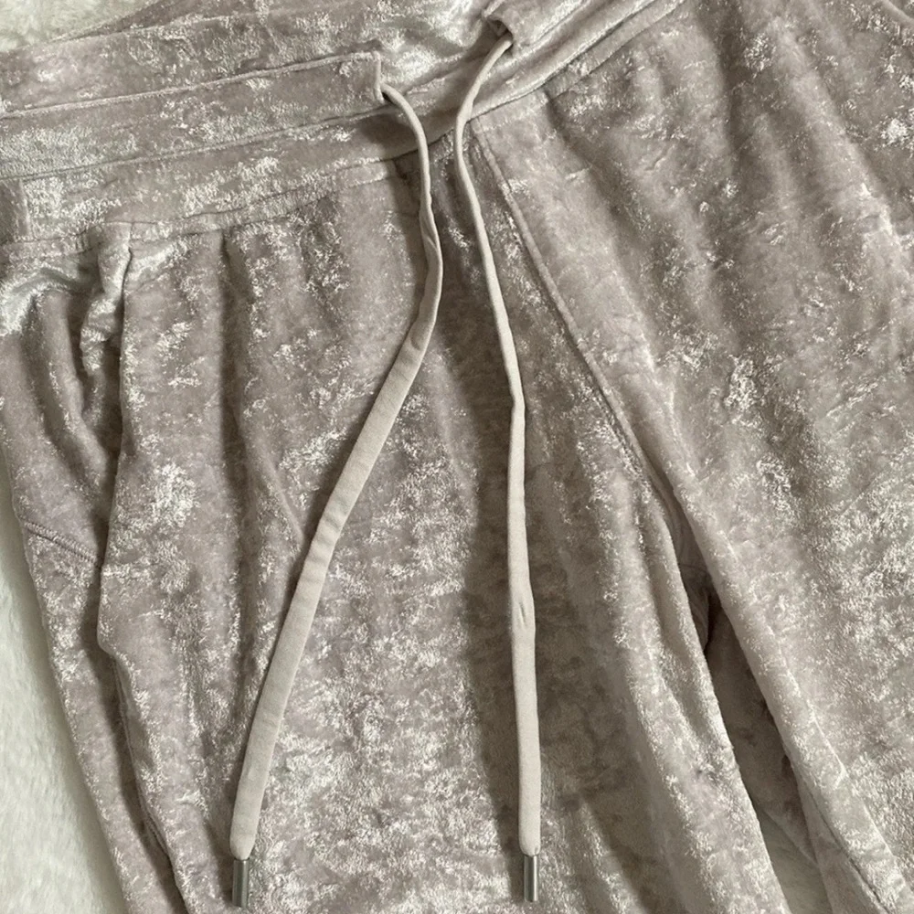 Lululemon Special Edition Ready To Crush Jogger in Chrome
